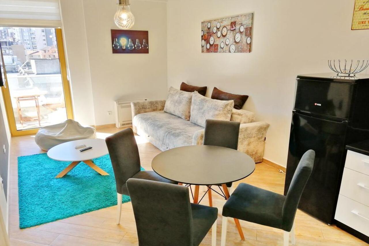 Sea Breeze Lux Apartments Budva Exteriör bild