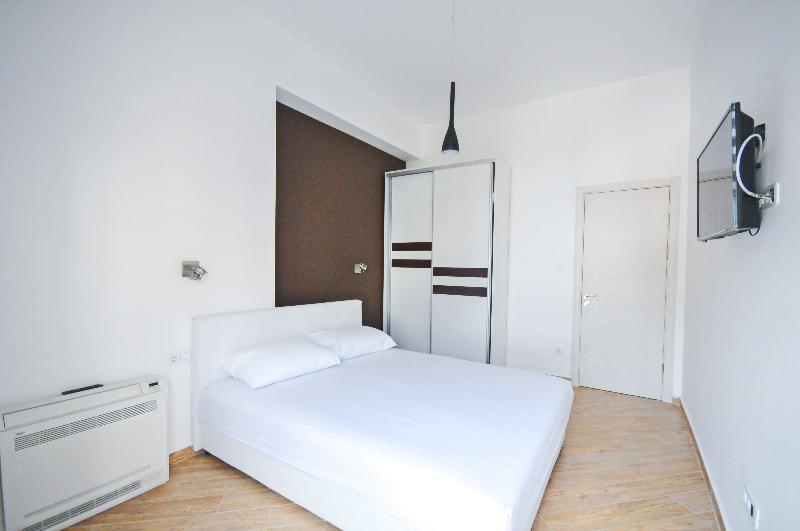 Sea Breeze Lux Apartments Budva Exteriör bild